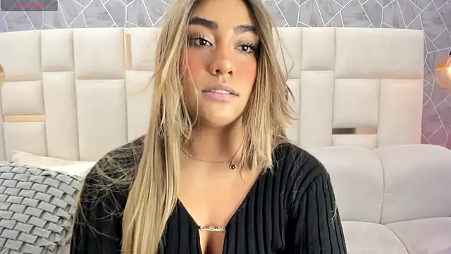 angueljonnes online show from April 23, 4:53 am