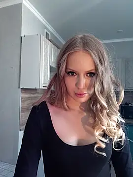 AlishaWey online show from March 12, 7:33 am