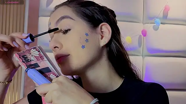 Megaan Rousee online show from April 22, 11:40 am