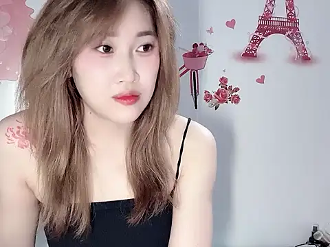 Ellie8386 online show from April 26, 1:53 pm
