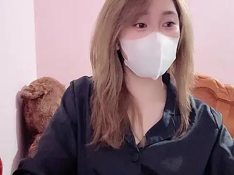 Ellie8386 online show from May 1, 3:04 pm