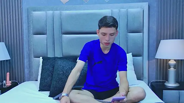 CherryAndDax online show from April 27, 12:13 pm