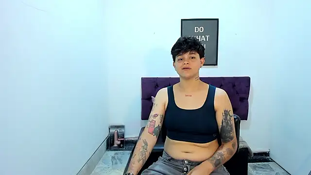 TomBoy Natali online show from March 22, 6:47 pm