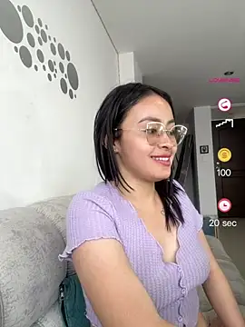 Anni Rose online show from April 24, 12:30 pm