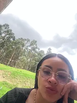 Anni Rose online show from April 19, 6:10 pm