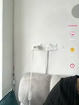 Anni Rose online show from April 25, 1:52 pm