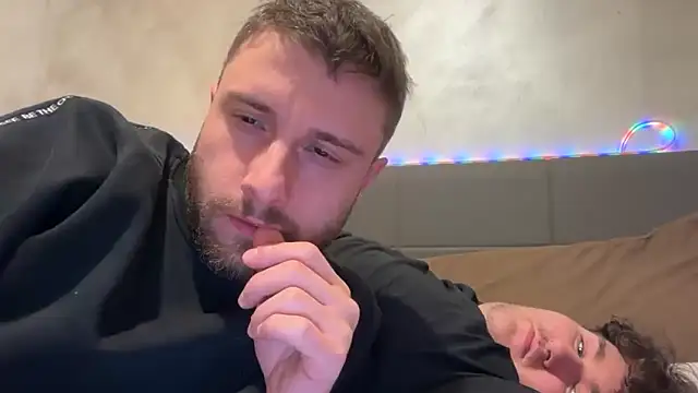 coppiachaserchubby online show from April 9, 9:53 pm