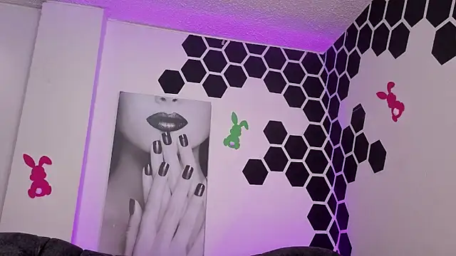 Mymelody   online show from April 28, 7:07 pm