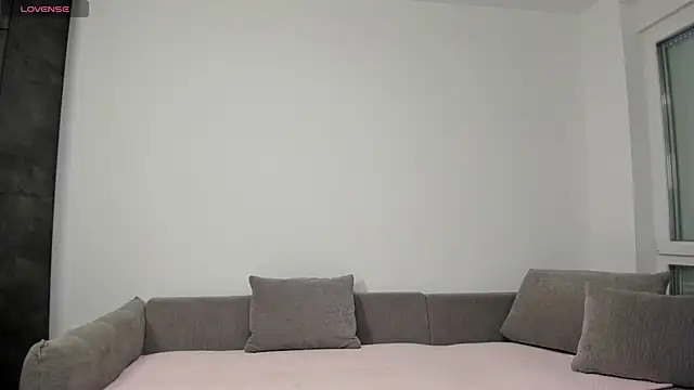 nikki-moon online show from April 21, 11:28 am