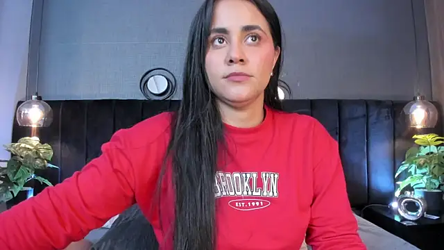 alejandra  garcia online show from April 22, 3:25 am