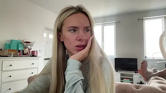 Naughtyblondex online show from June 29, 10:48 am