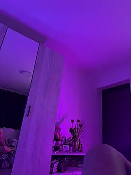 adellasweet online show from March 15, 11:07 pm