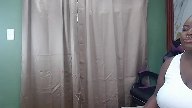 sophie blake1 online show from April 25, 1:41 pm