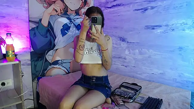 Siena Bouer online show from April 25, 2:03 am