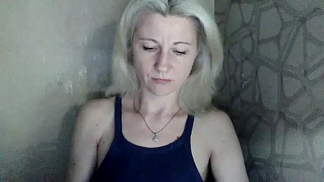 Katerina-Kissa online show from May 12, 6:25 pm