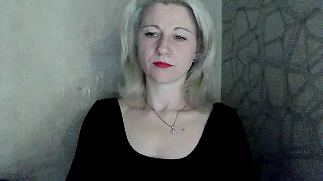 Katerina-Kissa online show from May 6, 6:01 pm