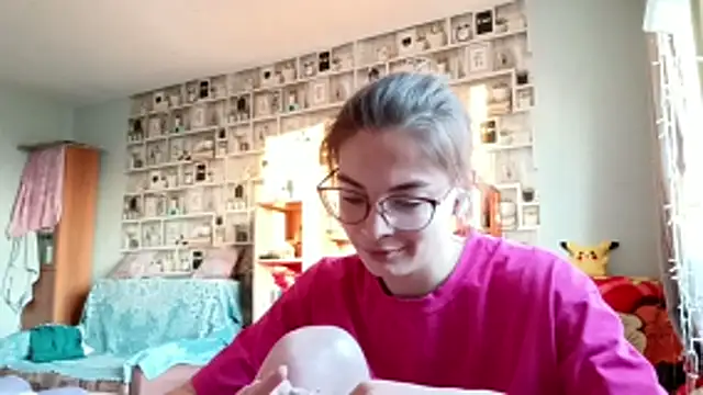 JInaMillsap online show from April 21, 9:38 am