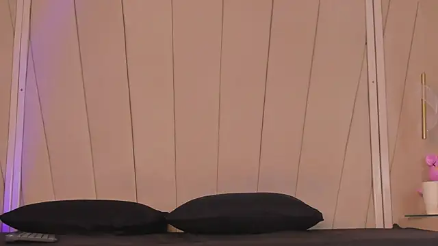 Eva kingsford online show from March 20, 2:22 pm