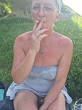 lescoquinsdu40 online show from June 25, 3:46 pm