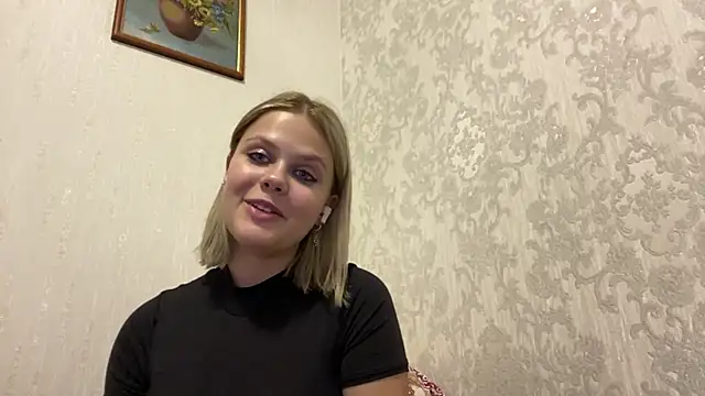 RoyalNovaX online show from March 2, 1:18 pm