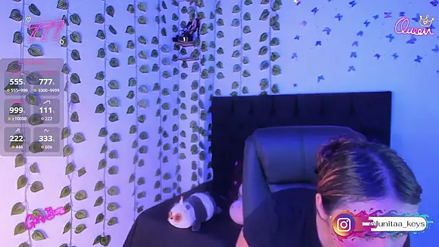 charlotte keyss online show from March 6, 8:20 am