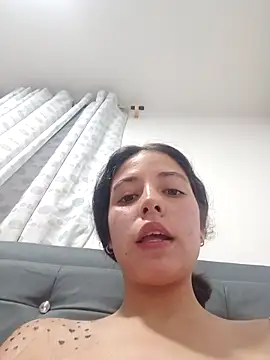 Miranda-cambell online show from April 29, 3:43 am