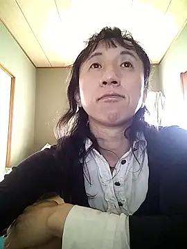 mako7612 online show from April 15, 10:32 pm