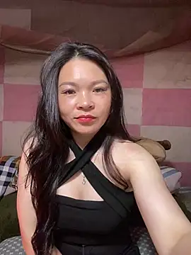 Annhiene online show from March 20, 3:06 pm