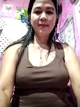 sweet lyn2025 online show from April 20, 3:20 am