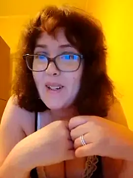 RealPervertCouple online show from March 22, 7:09 pm