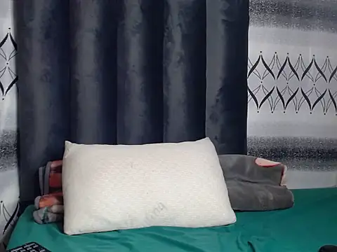 Kinky-Nicky04 online show from May 18, 3:51 pm