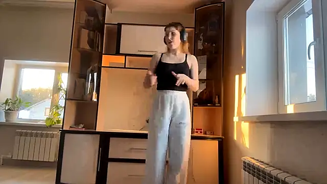 JoanieMochel online show from March 9, 1:36 pm