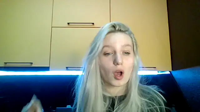 Glowing Jessica online show from March 10, 6:23 pm