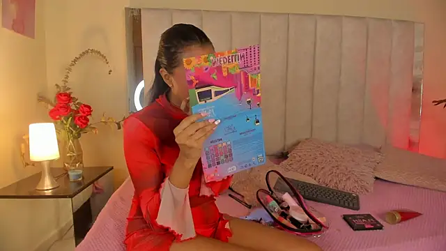 anny kiut online show from June 7, 12:23 pm