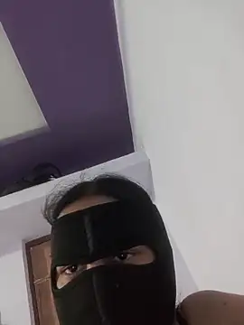 Tamillaxmi12 online show from April 26, 1:53 pm