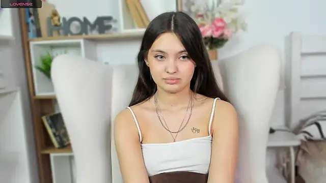 MirthaBolduan online show from April 25, 1:41 pm