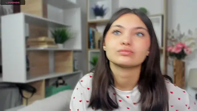 MirthaBolduan online show from March 7, 8:10 am