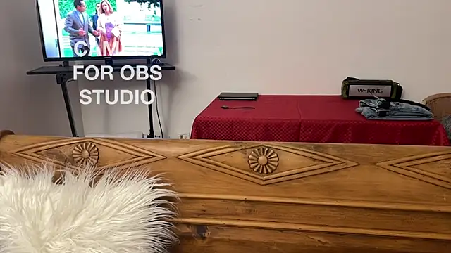 ChrisLauParejaReal online show from March 19, 12:15 am