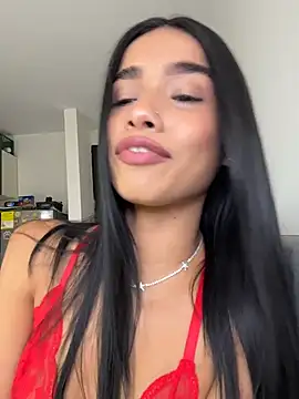 Bella Smithe online show from April 24, 3:26 pm