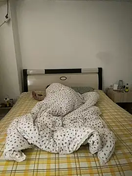 xiaoyu-10 online show from March 7, 7:04 am