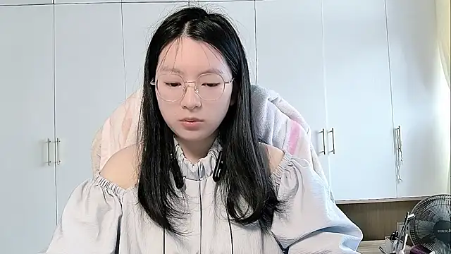 Eeya-36 online show from April 25, 1:41 am