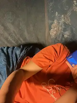 Candy baby01 online show from April 20, 10:24 pm