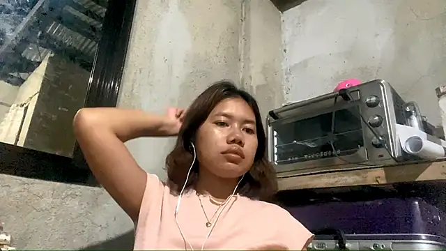 MatildaMozick online show from March 8, 9:18 pm