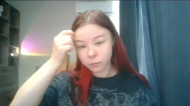 JeannineYngsdal online show from March 11, 9:13 am