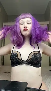 AlexaGudz online show from March 13, 7:26 pm