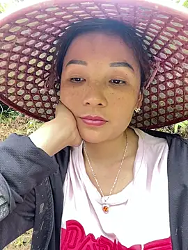 Mimi pussy online show from March 31, 5:29 am