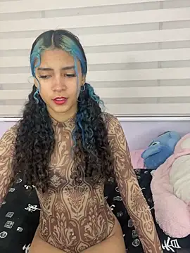 Franchezcaa  online show from April 21, 6:04 pm