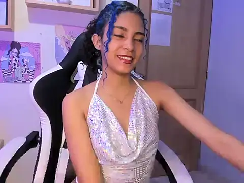 Franchezcaa  online show from April 28, 4:00 pm