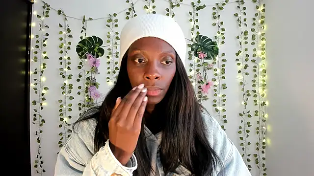 yoursweetsin16 online show from April 23, 2:52 pm