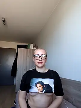 malinalli a online show from March 5, 1:07 pm